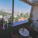 Luxurious Penthouse With Fantastic Views! *