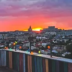 Luxurious Penthouse With Fantastic Views!