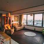 アパート Luxurious Penthouse With Fantastic Views!