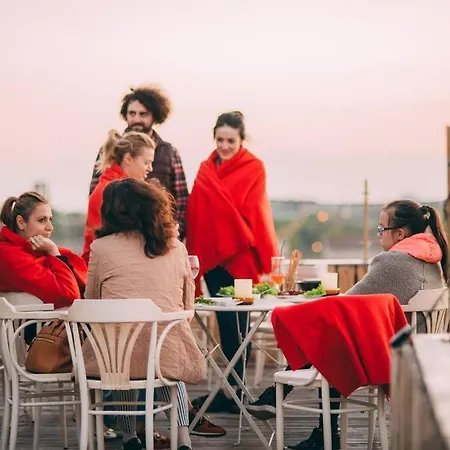 Luxurious Penthouse With Fantastic Views! 아파트 *