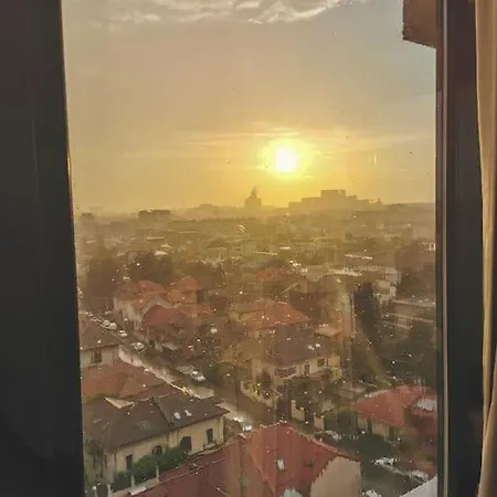 Luxurious Penthouse With Fantastic Views! Appartement *