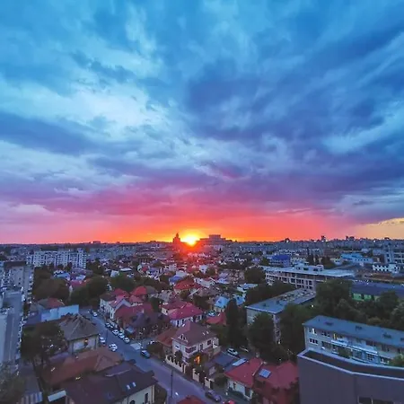 Appartement Luxurious Penthouse With Fantastic Views! *