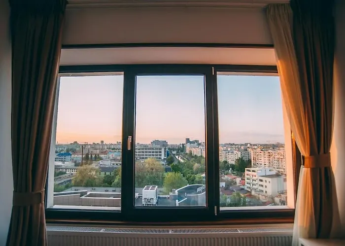 Luxurious Penthouse With Fantastic Views! Appartement