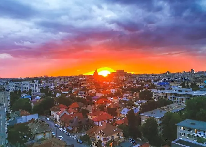 Luxurious Penthouse With Fantastic Views! Apartament *