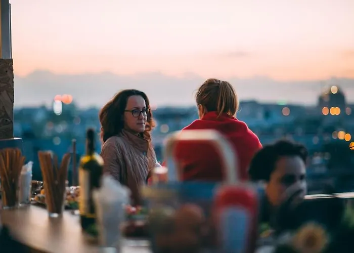 Luxurious Penthouse With Fantastic Views! *