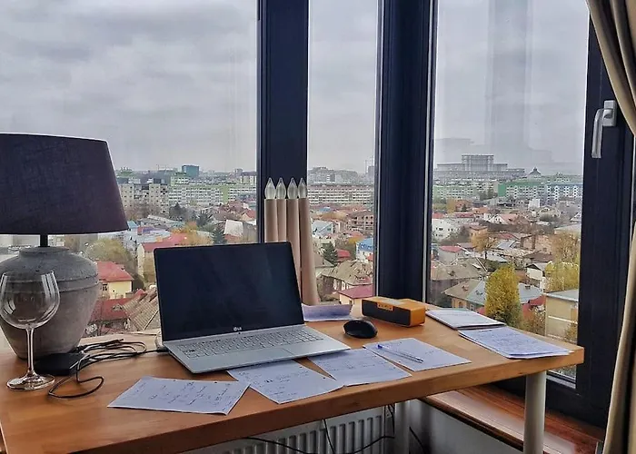 Luxurious Penthouse With Fantastic Views! Apartament