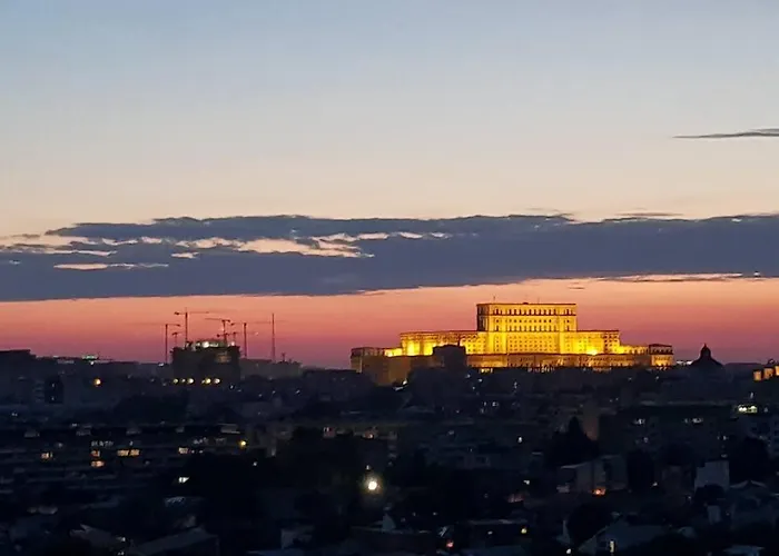 Luxurious Penthouse With Fantastic Views! Bucureşti